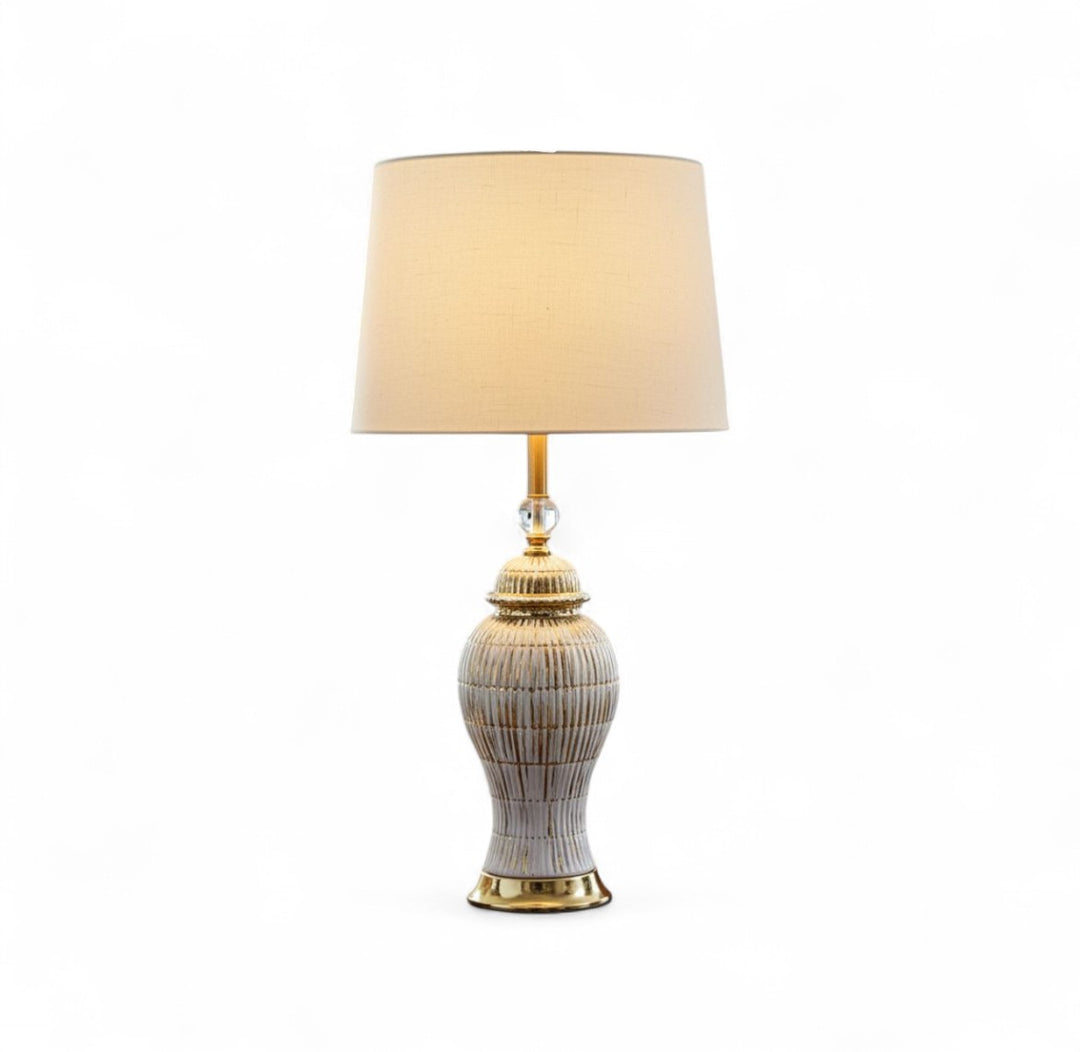 Vintage-Inspired Porcelain Table Lamp