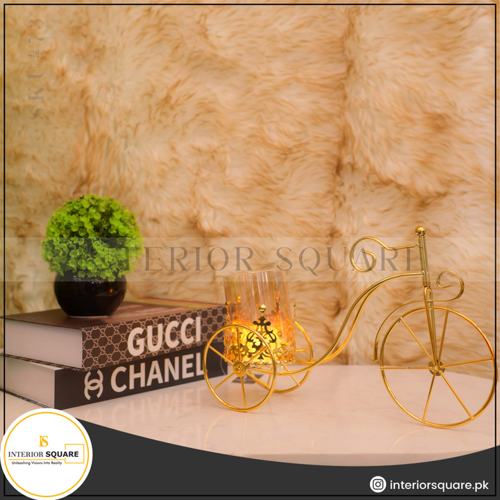 Metallic Cyclic Candle Stand
