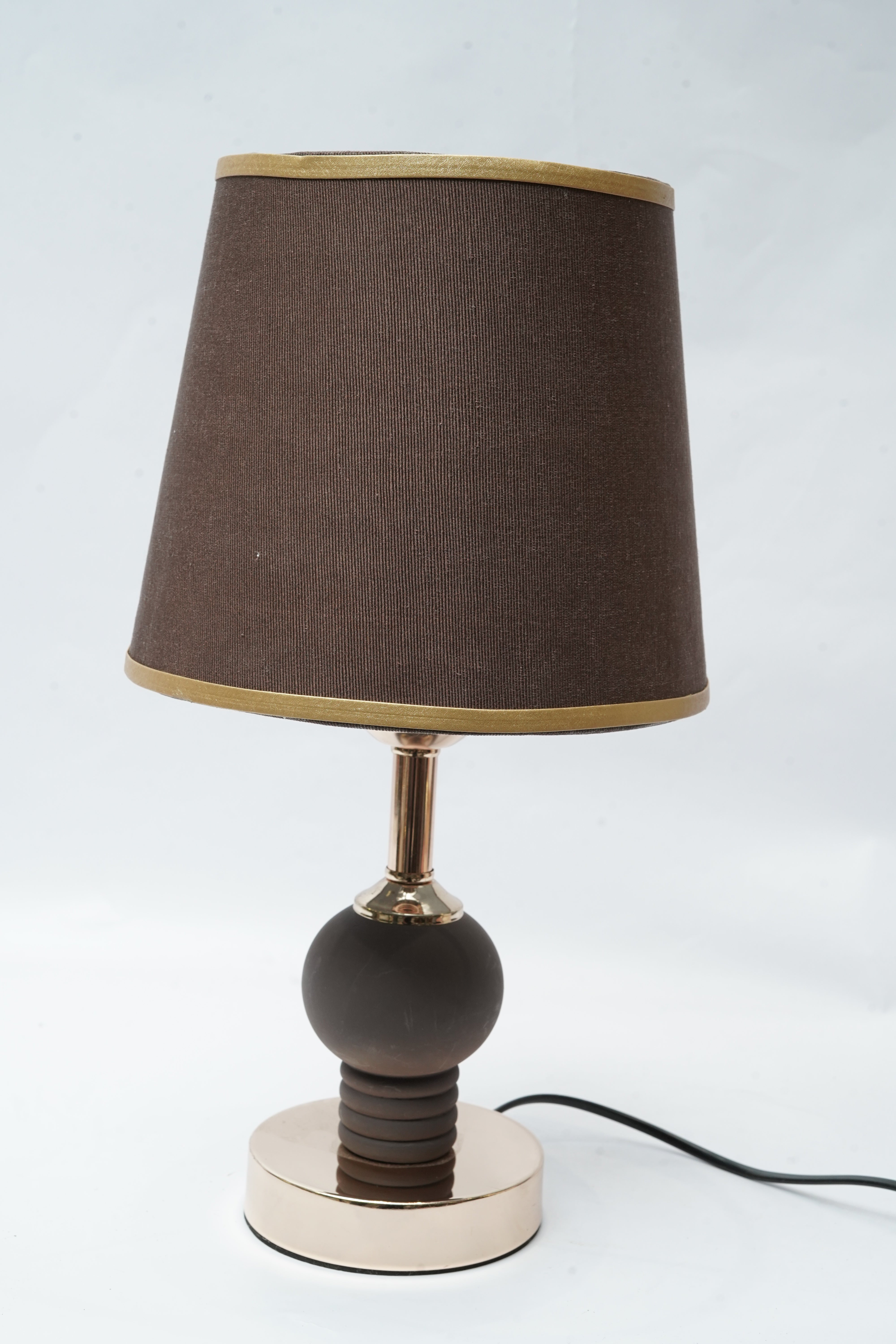 Modren  Elegance Side Table Lamp
