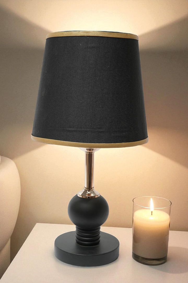 Modren  Elegance Side Table Lamp