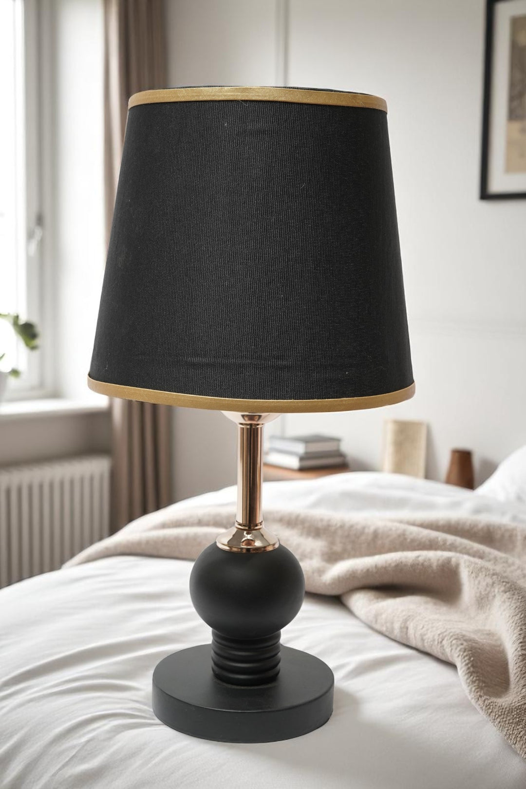 Modren  Elegance Side Table Lamp