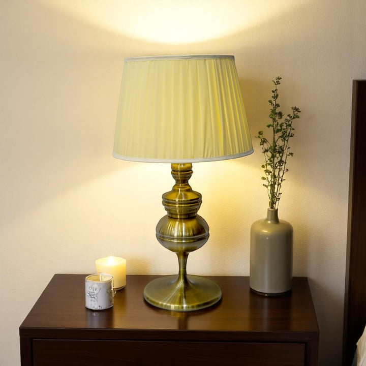 Verro Brass Accent Table Lamp