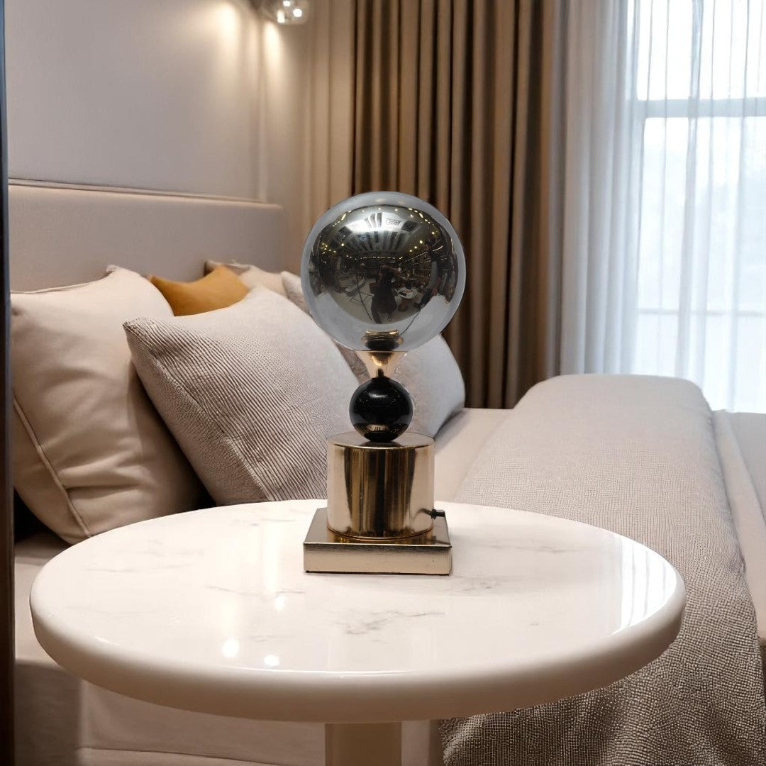 Bright Nest LED Table Lamp