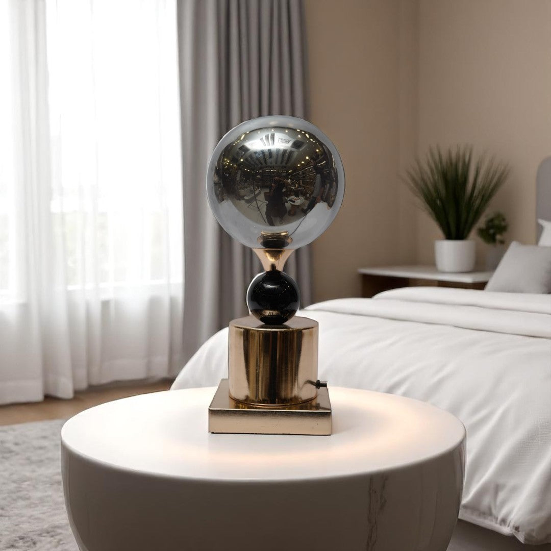 Bright Nest LED Table Lamp