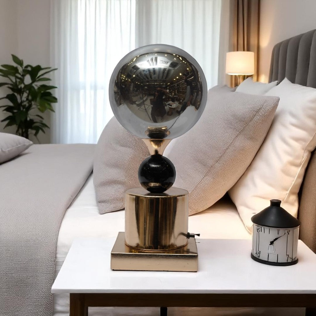 Bright Nest LED Table Lamp