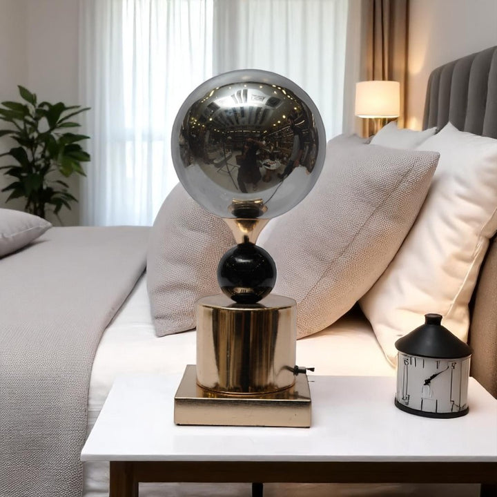 Bright Nest LED Table Lamp