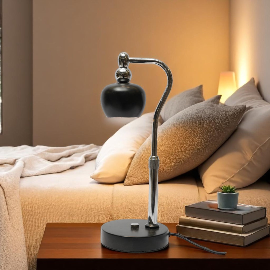 Luna  Minimalist LED Desk Lamp