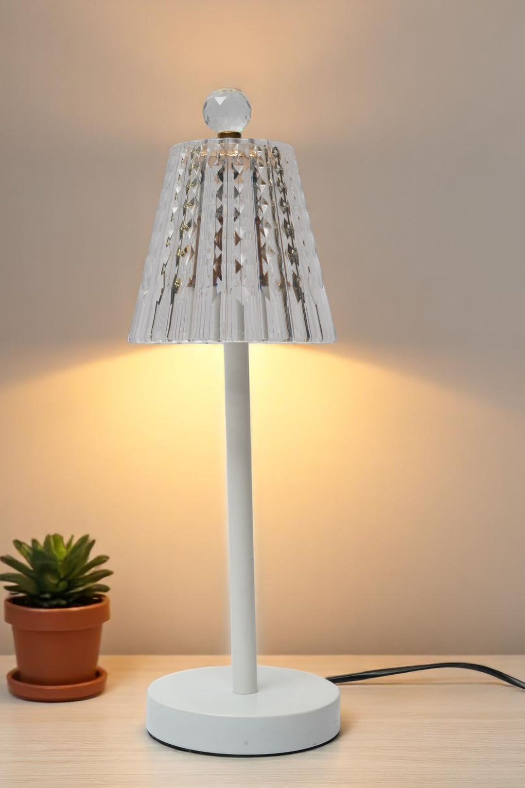 Halo Nest Soft Glow LED Table Lamp