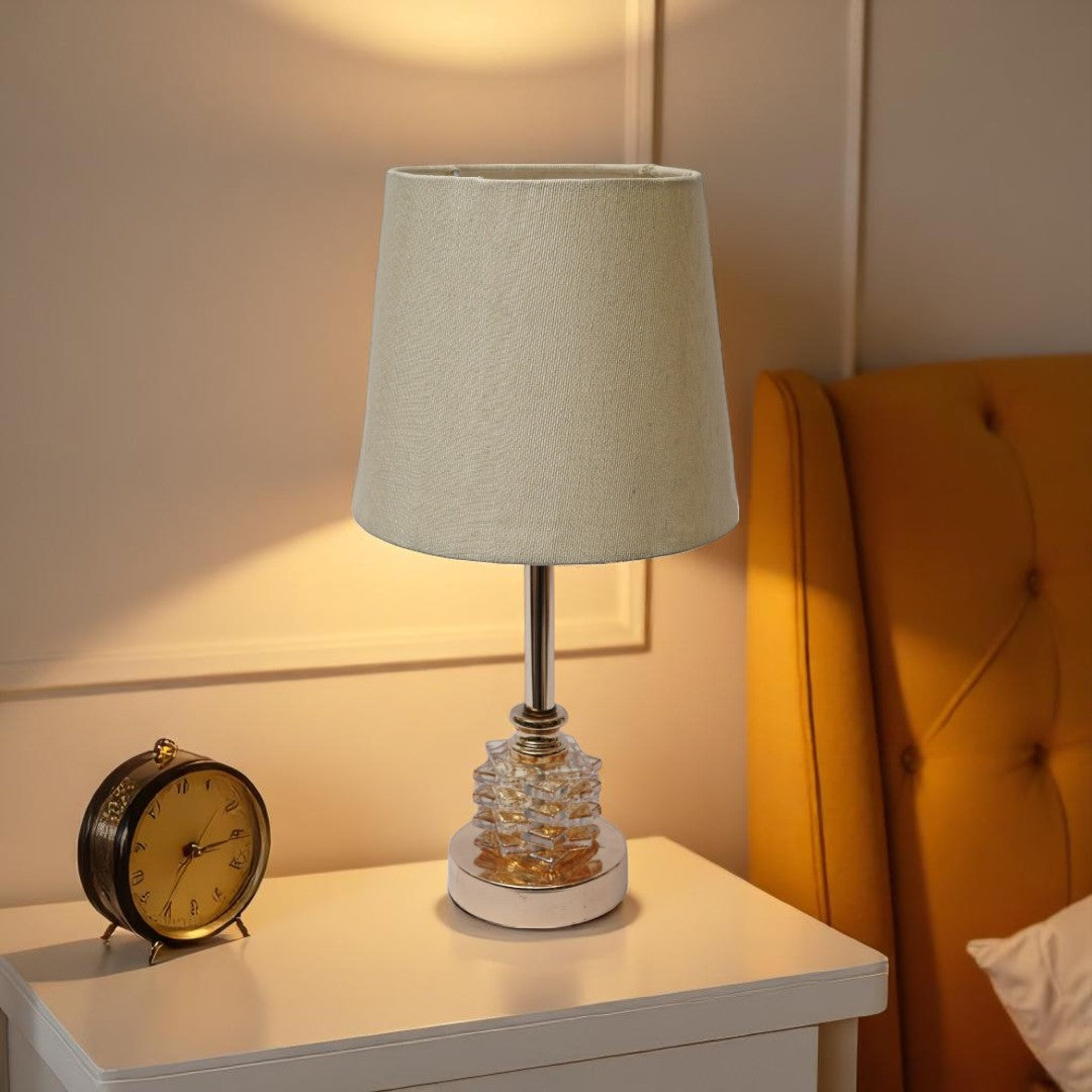 Halbridge Modern Brass Rod Lamp