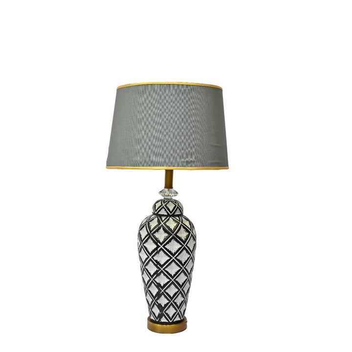 Vintage-Inspired Ceramic Table Lamp