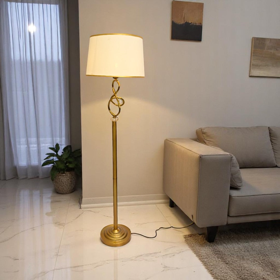 Luxe Brass – Metallic Floor Lamp