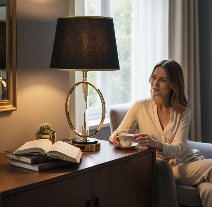 Elegant Gold Oval Ring Table Lamp