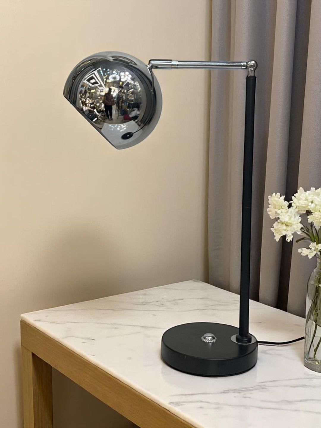 Vireon Metal Glow LED Table Lamp