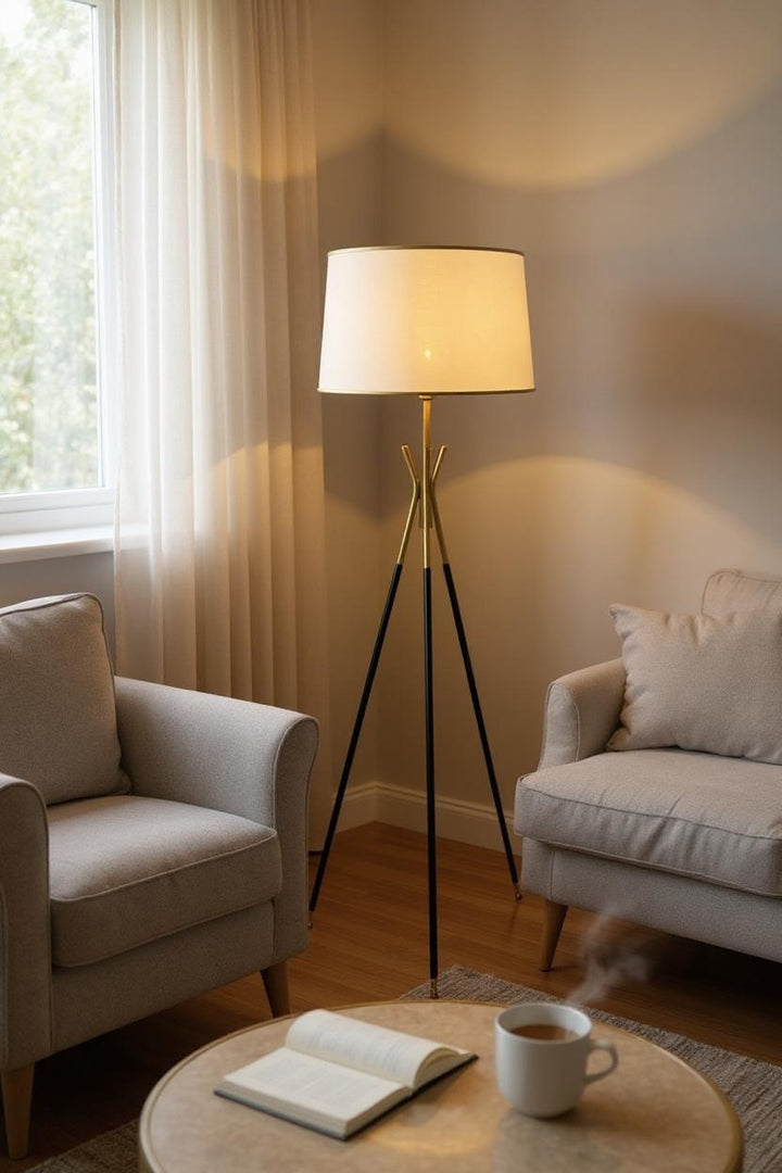 Halo Pod – Metallic Floor Lamp