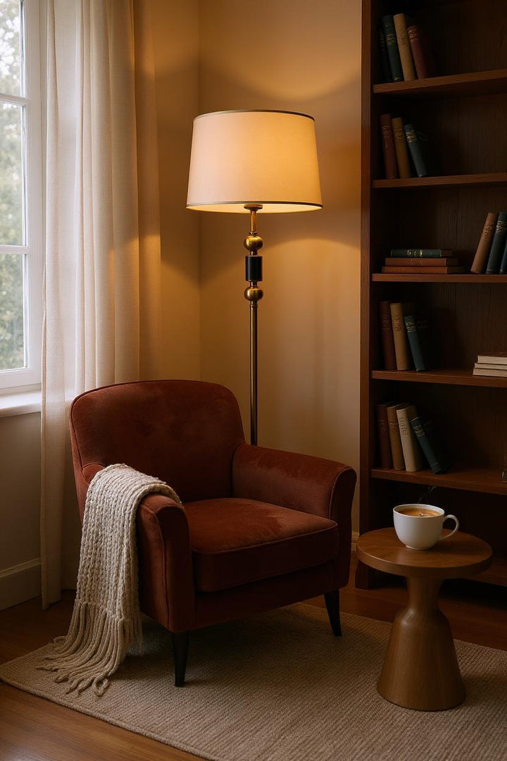 Brassline – Classic Brass Floor Lamp