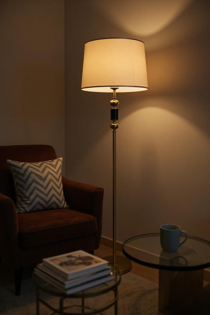 Brassline – Classic Brass Floor Lamp