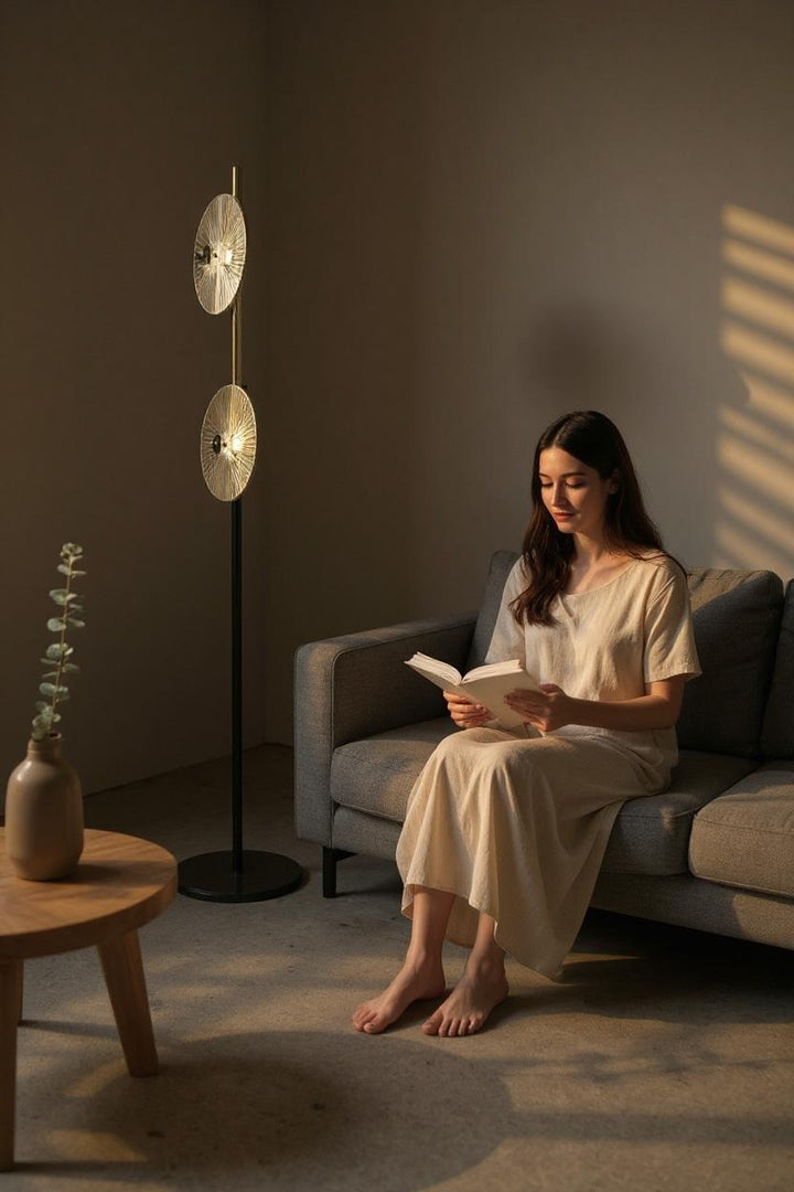 Noir Gleam – Black Crystal & Brass Floor Lamp