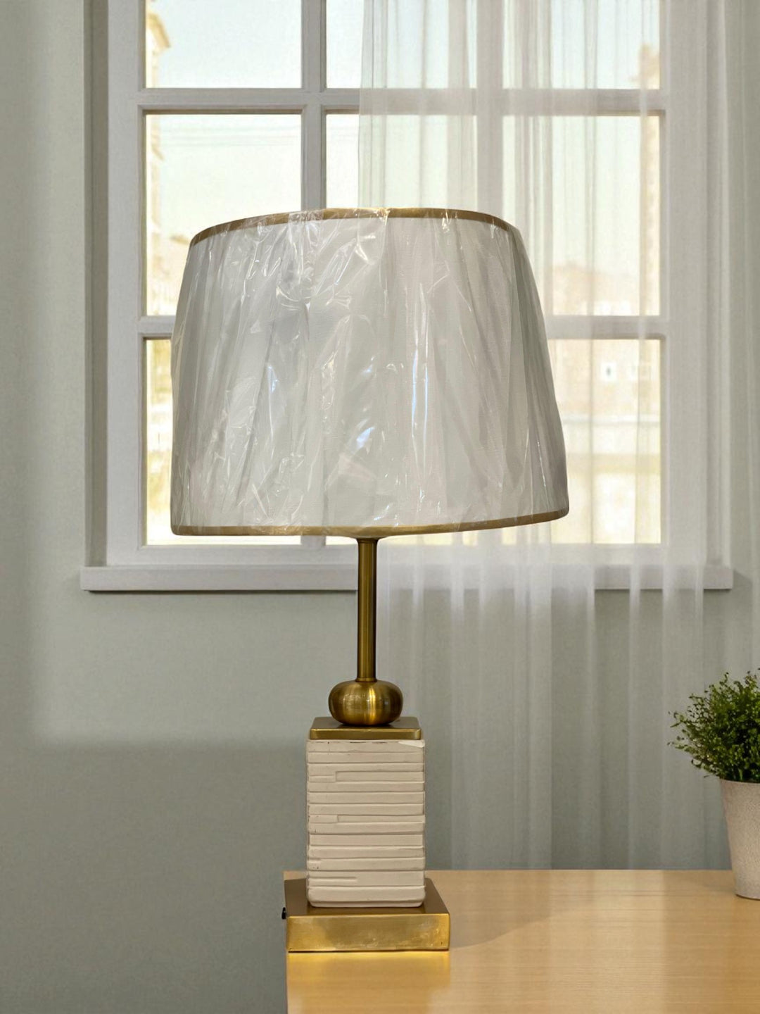 The Mira Halo Brass Lightform Lamp