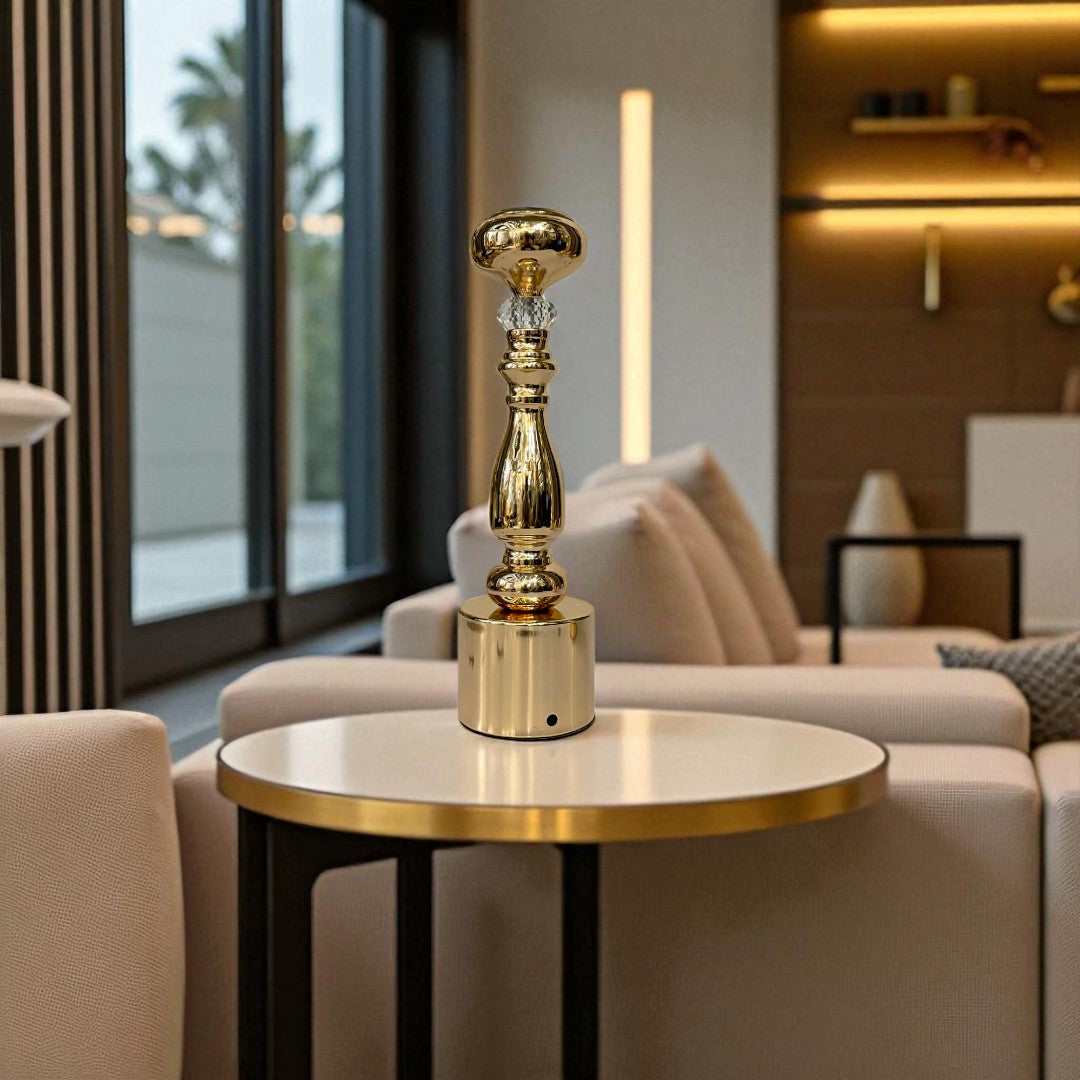 Modélo Contemporary Metallic Candle Holder