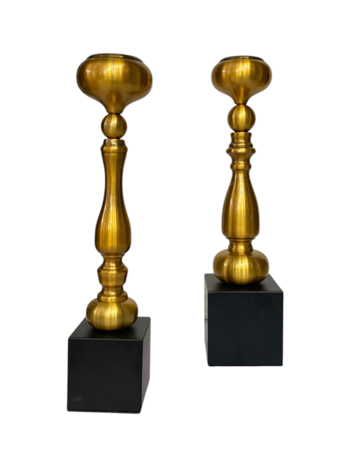 Aeris Sculpted Vintage Brass Candle Stand