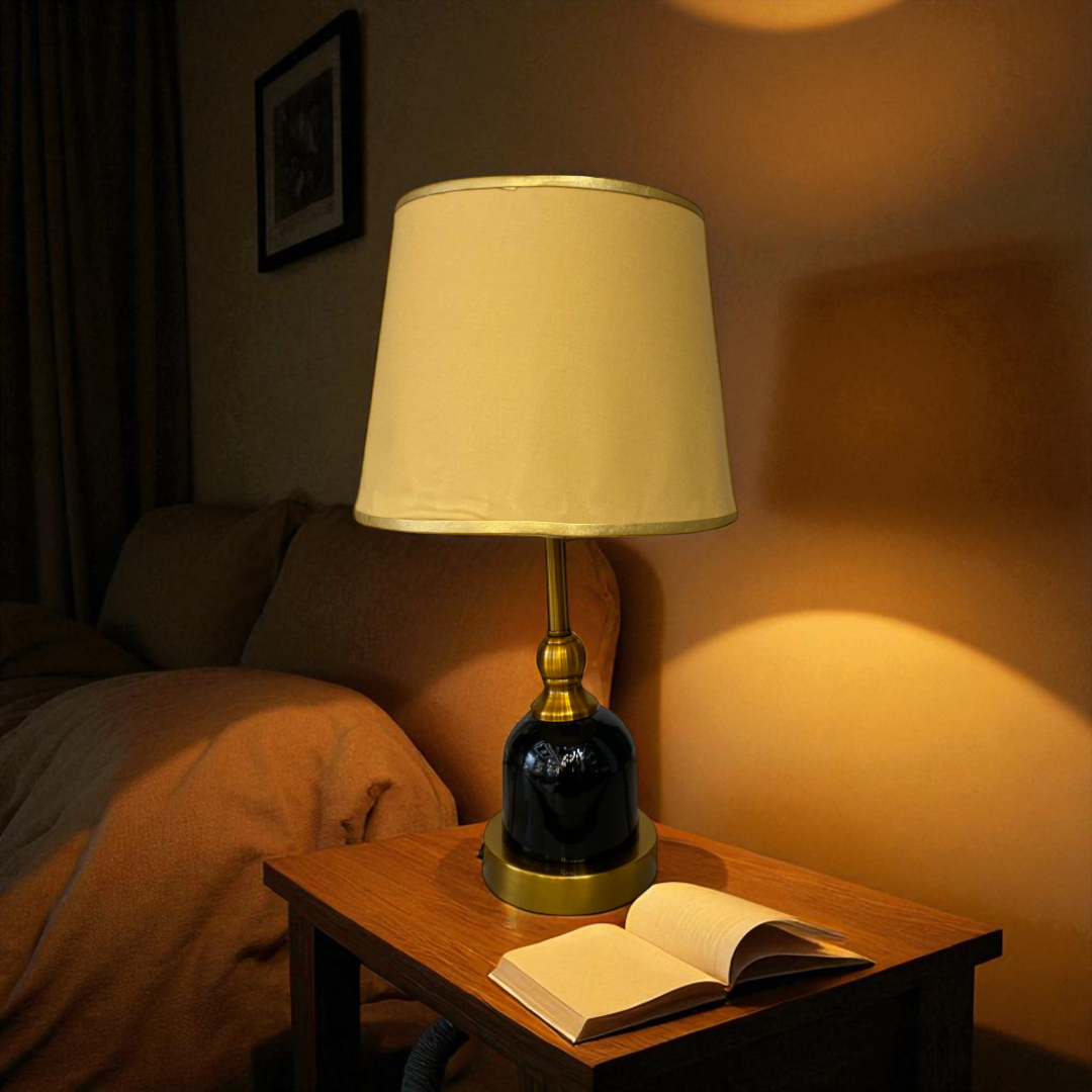 Elegant Glossy Black Side Table Lamp