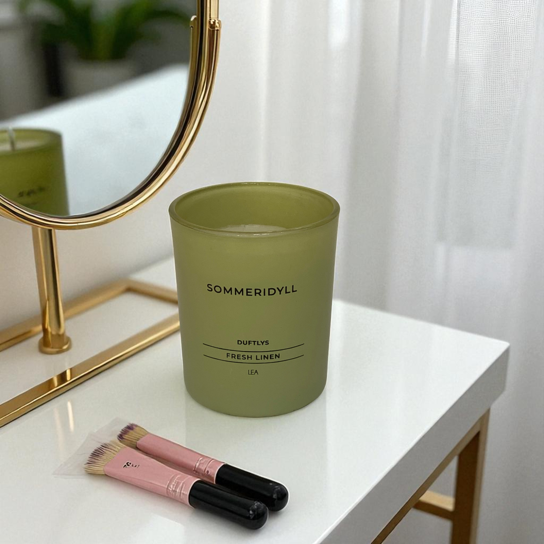 Aurora Essence Candle Collection