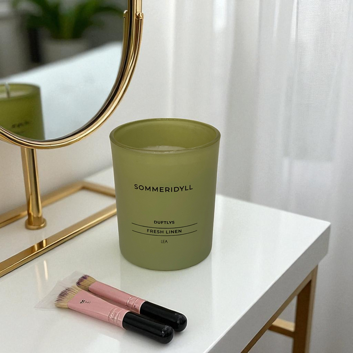 Aurora Essence Candle Collection