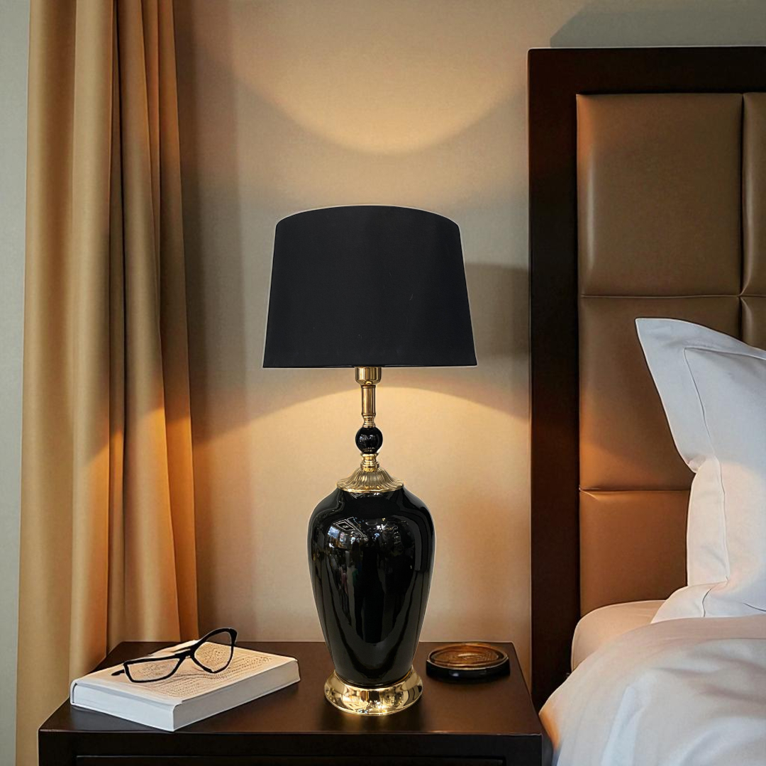 Elegant Jet-Black Porcelain Table Lamp