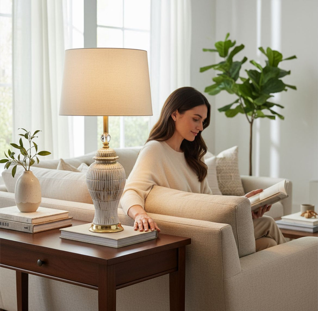 Vintage-Inspired Porcelain Table Lamp