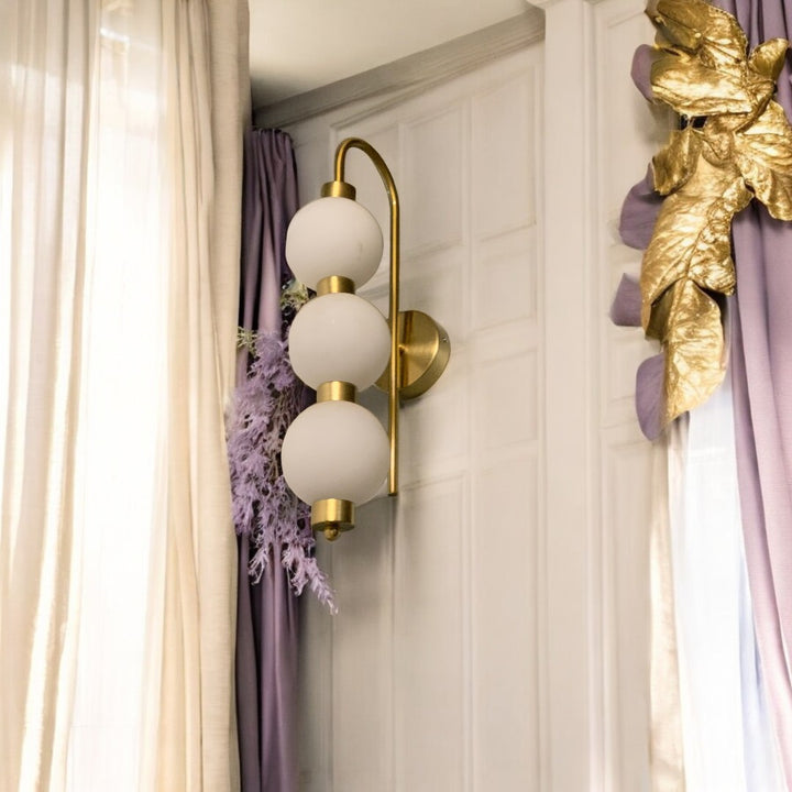 Solis Modern Brass Wall light