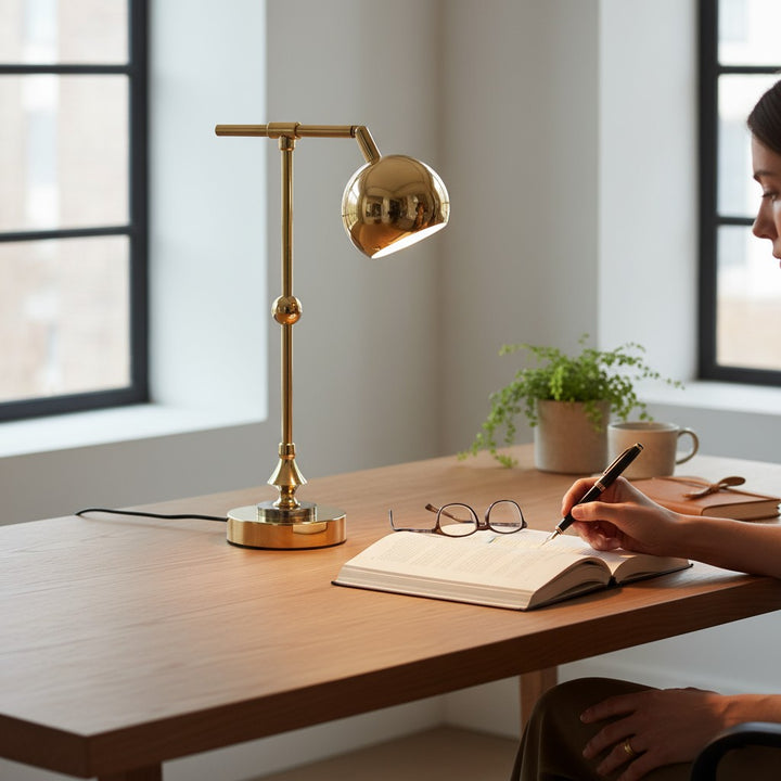 Crystal luxe Brass & Crystal LED Table Lamp