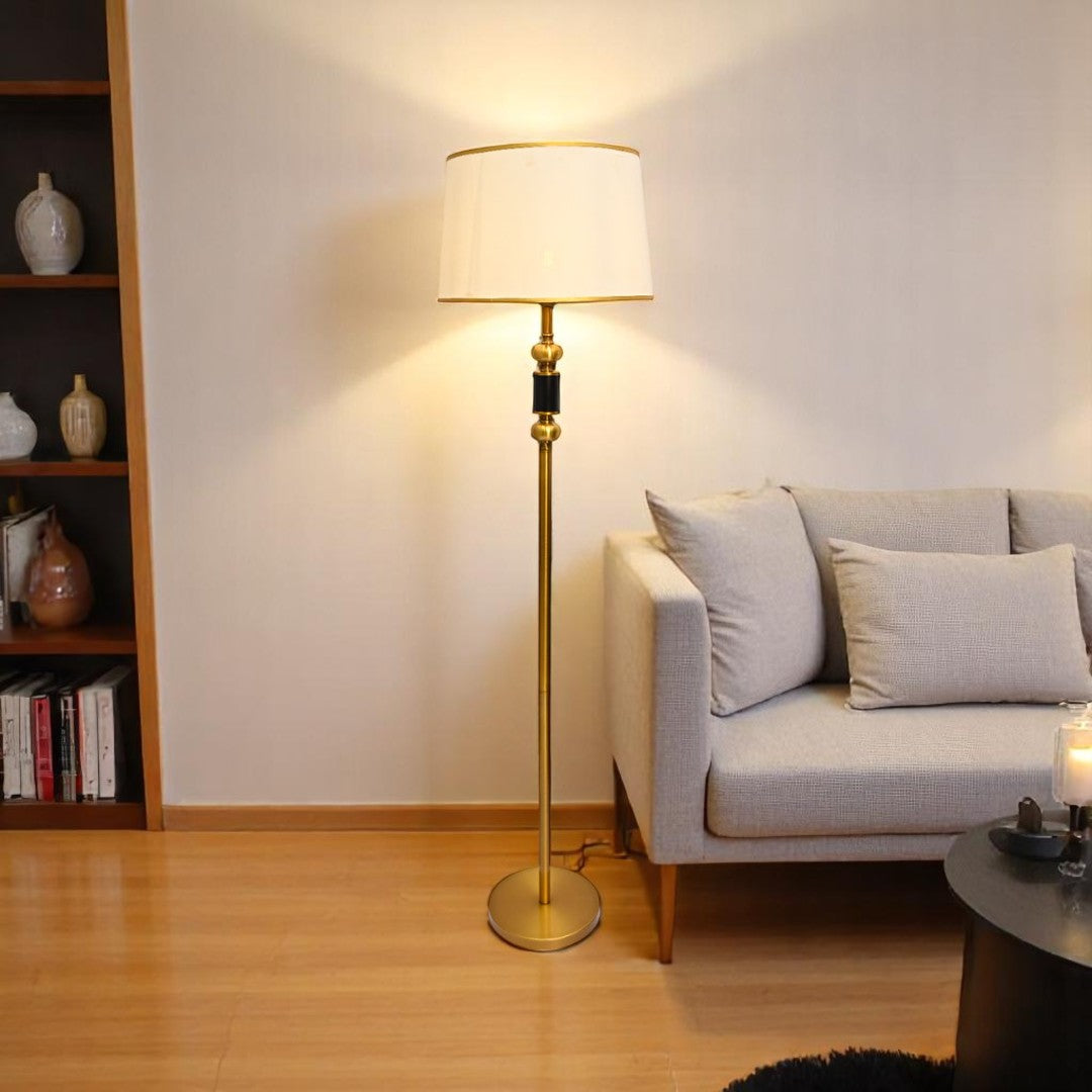 Brassline – Classic Brass Floor Lamp