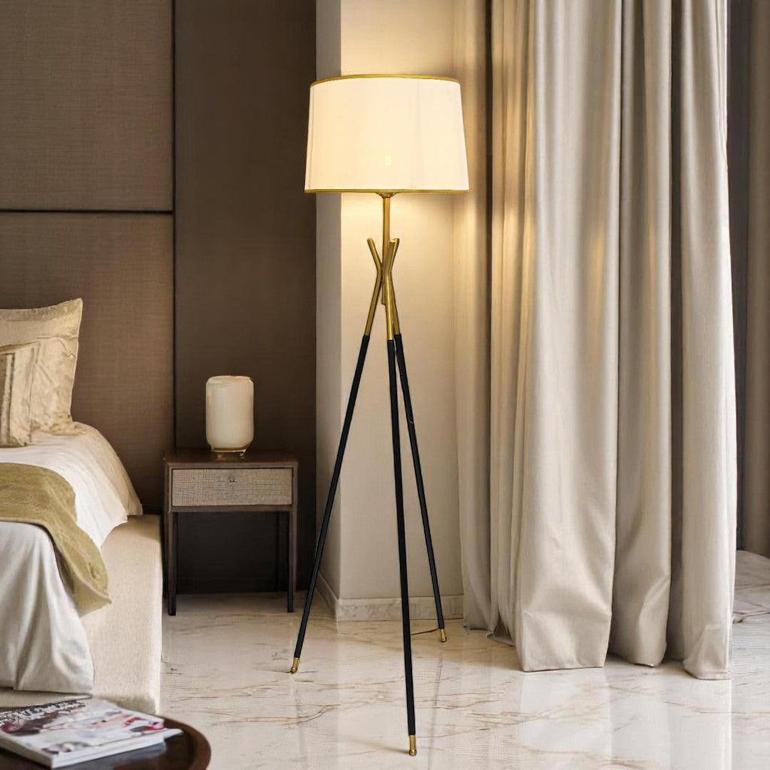Halo Pod – Metallic Floor Lamp