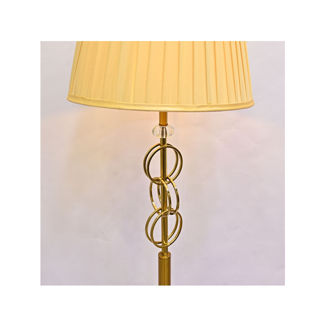 Obsidian Rise – Matte Gold Floor Lamp