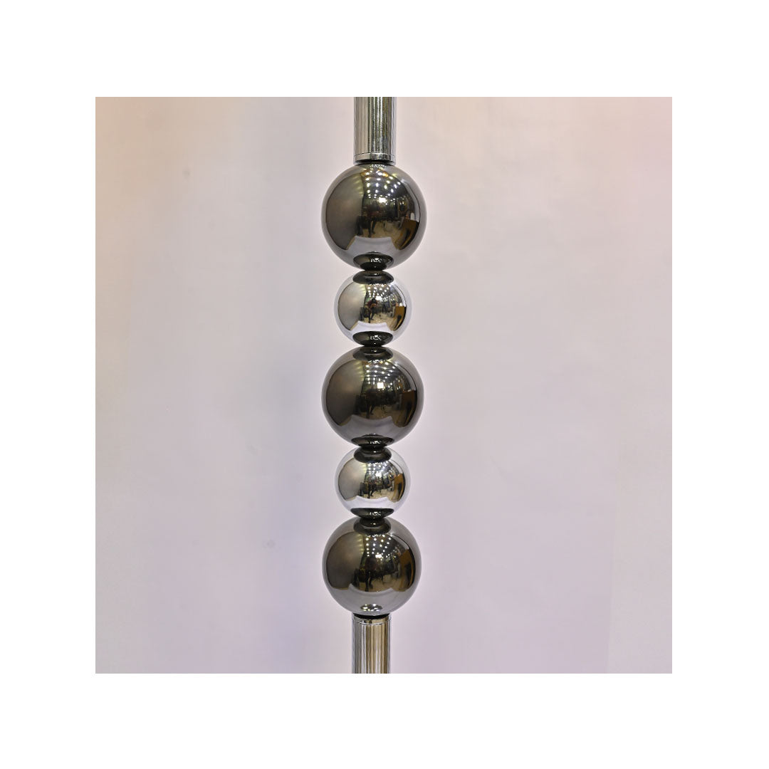 Shadow Forge – Black Metallic Floor Lamp