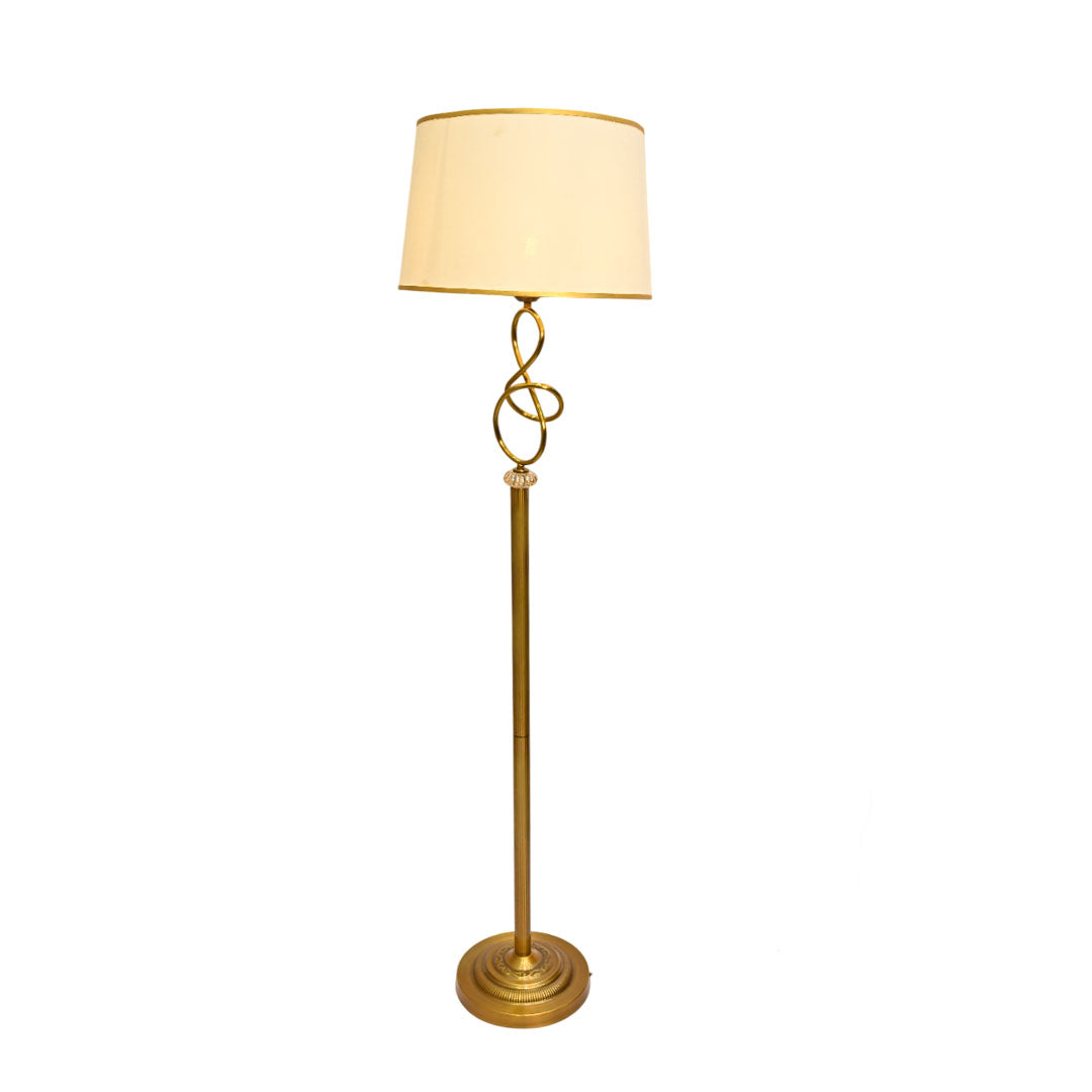 Luxe Brass – Metallic Floor Lamp