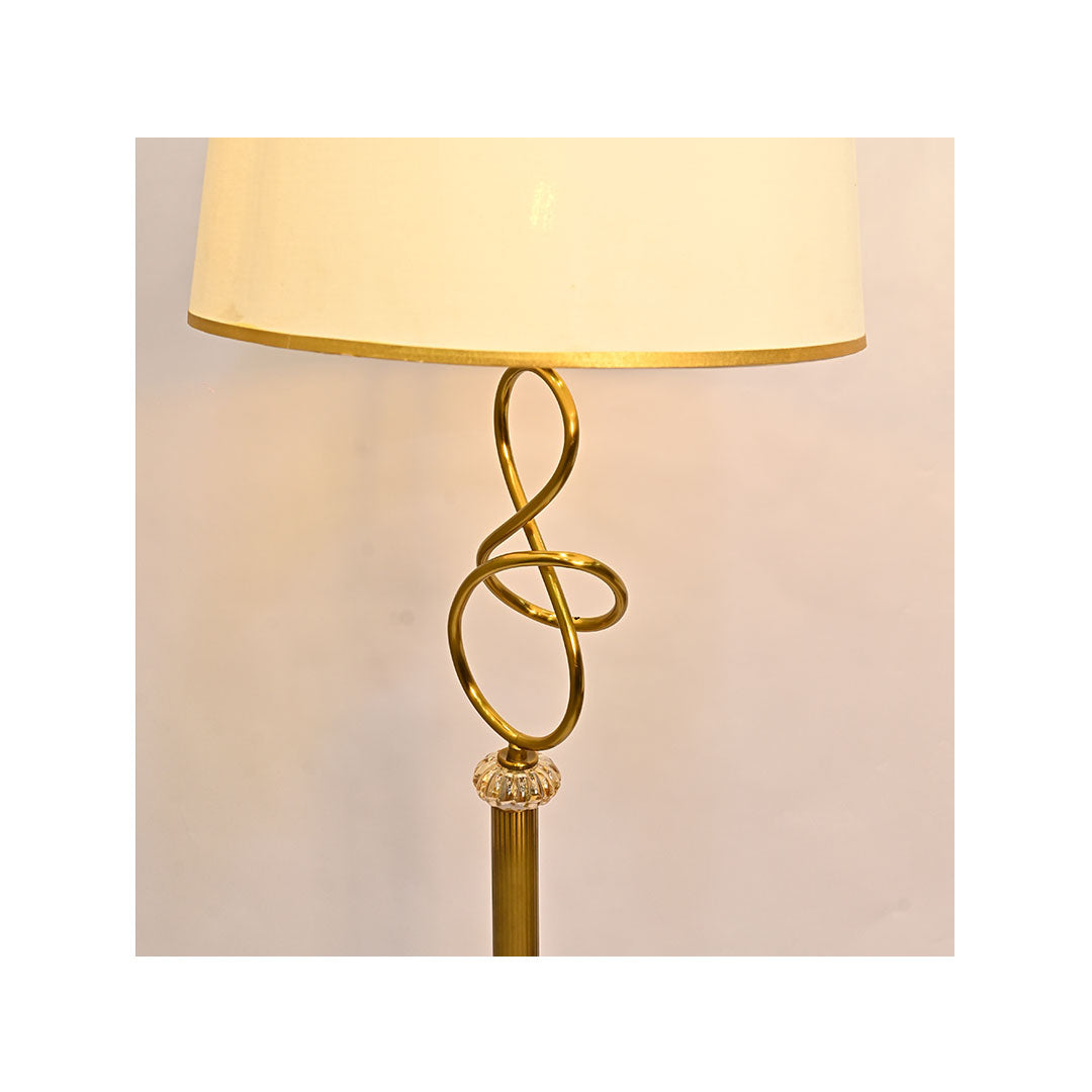Luxe Brass – Metallic Floor Lamp