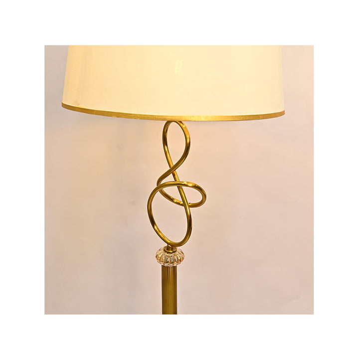 Luxe Brass – Metallic Floor Lamp