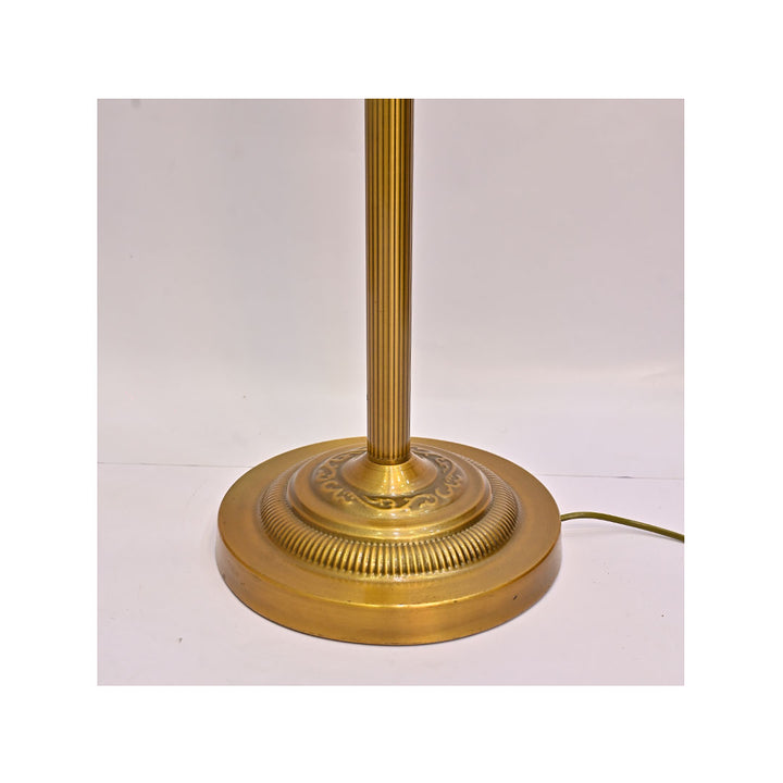 Luxe Brass – Metallic Floor Lamp